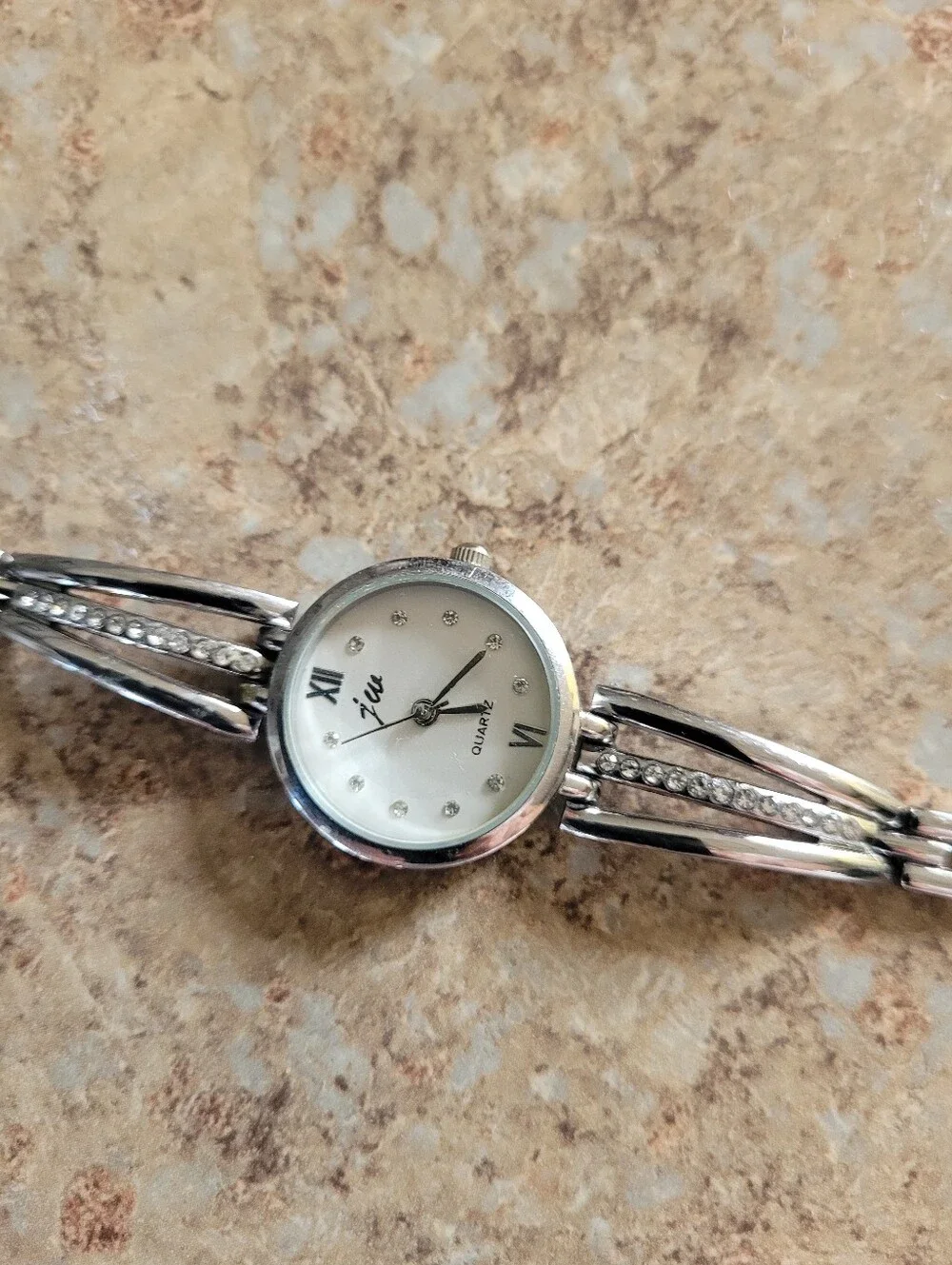Jw Silver-Tone Quartz Analog Crystal-Accent Women’s Bracelet Watch